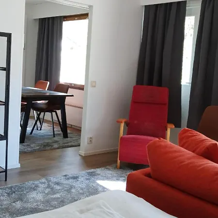 Kuukkeli Apartment *